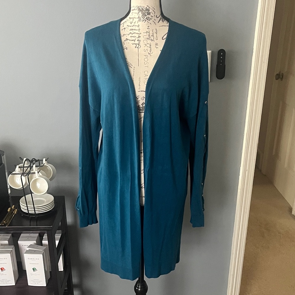 Relativity XL Teal Women's Cardigan, gently worn, beautiful sleeve detail!